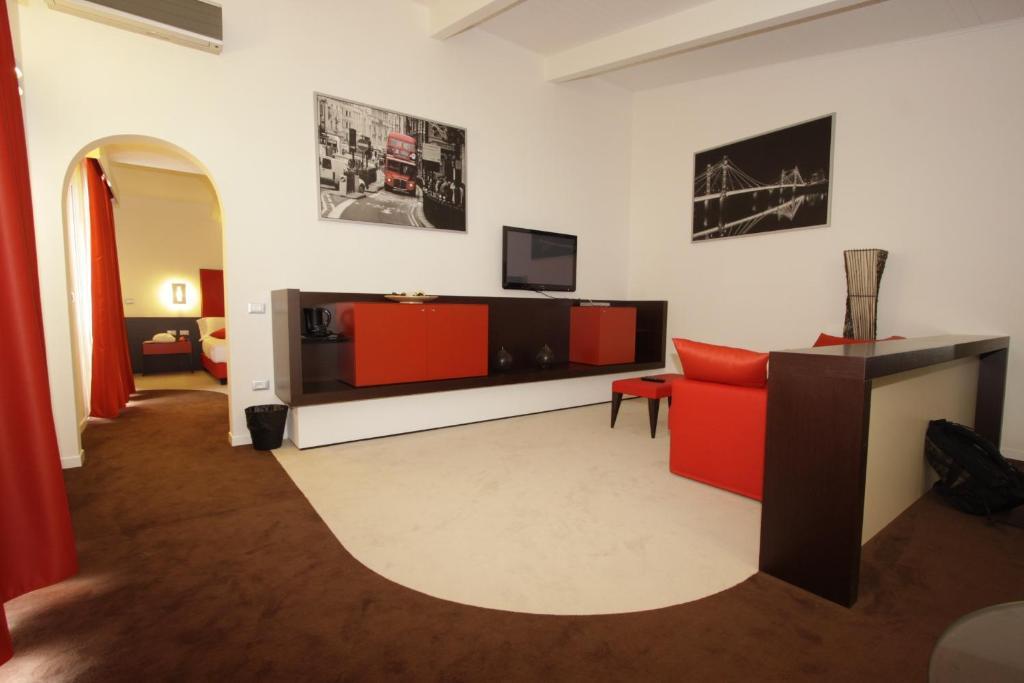 Hotel Paradise Airport Forlì Rum bild