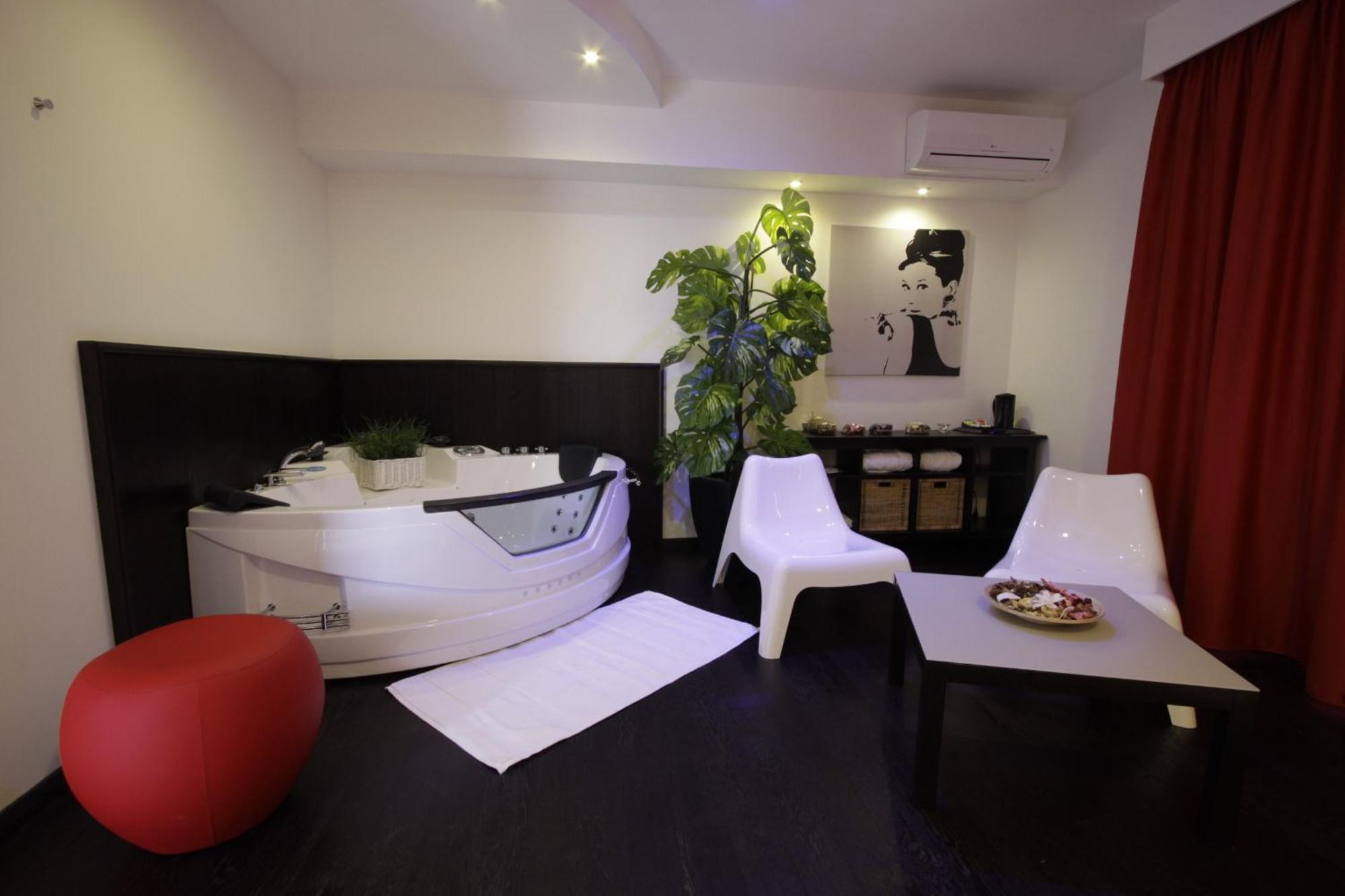 Hotel Paradise Airport Forlì Exteriör bild